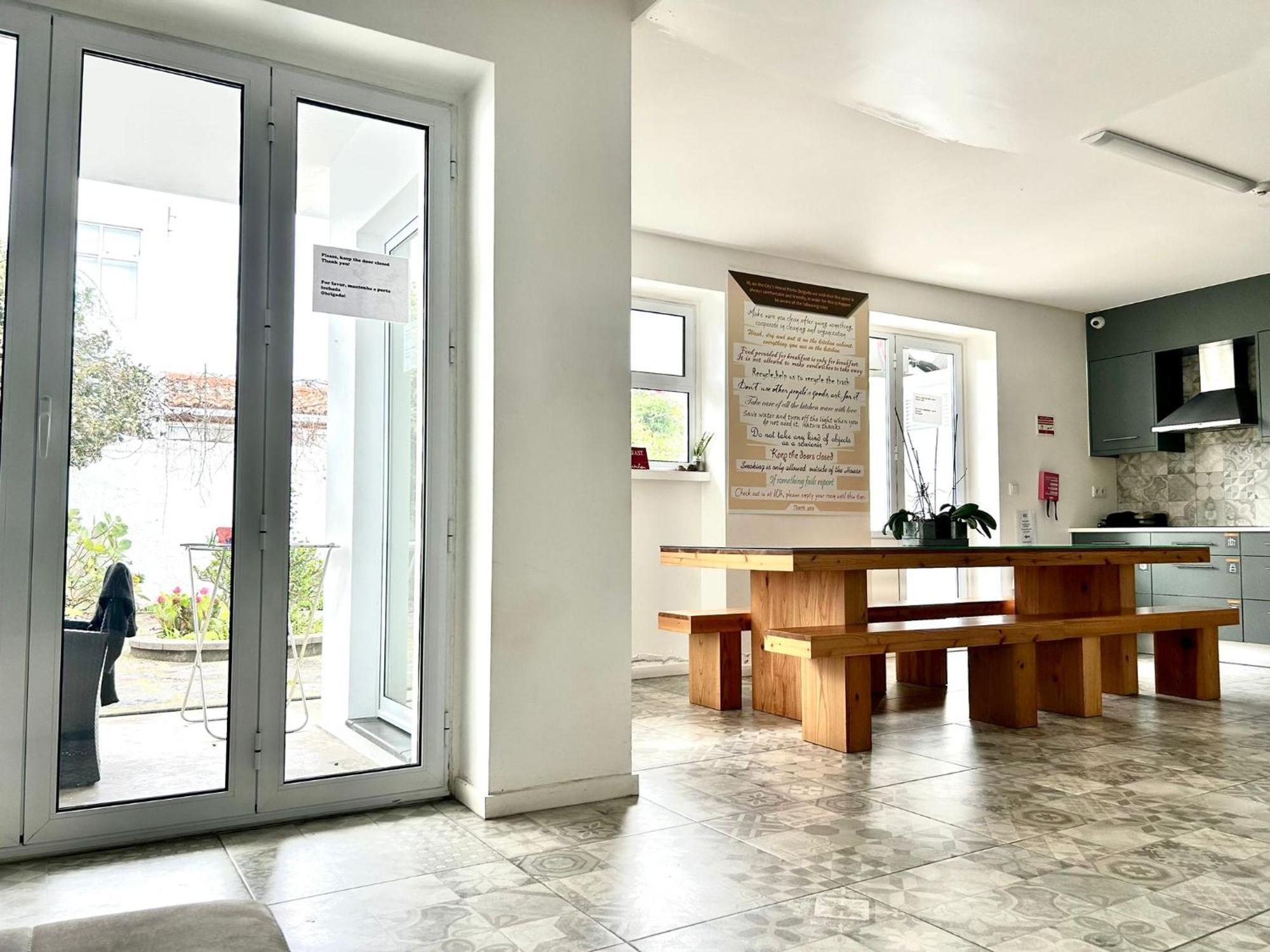 City'S Hostel Ponta Delgada Экстерьер фото
